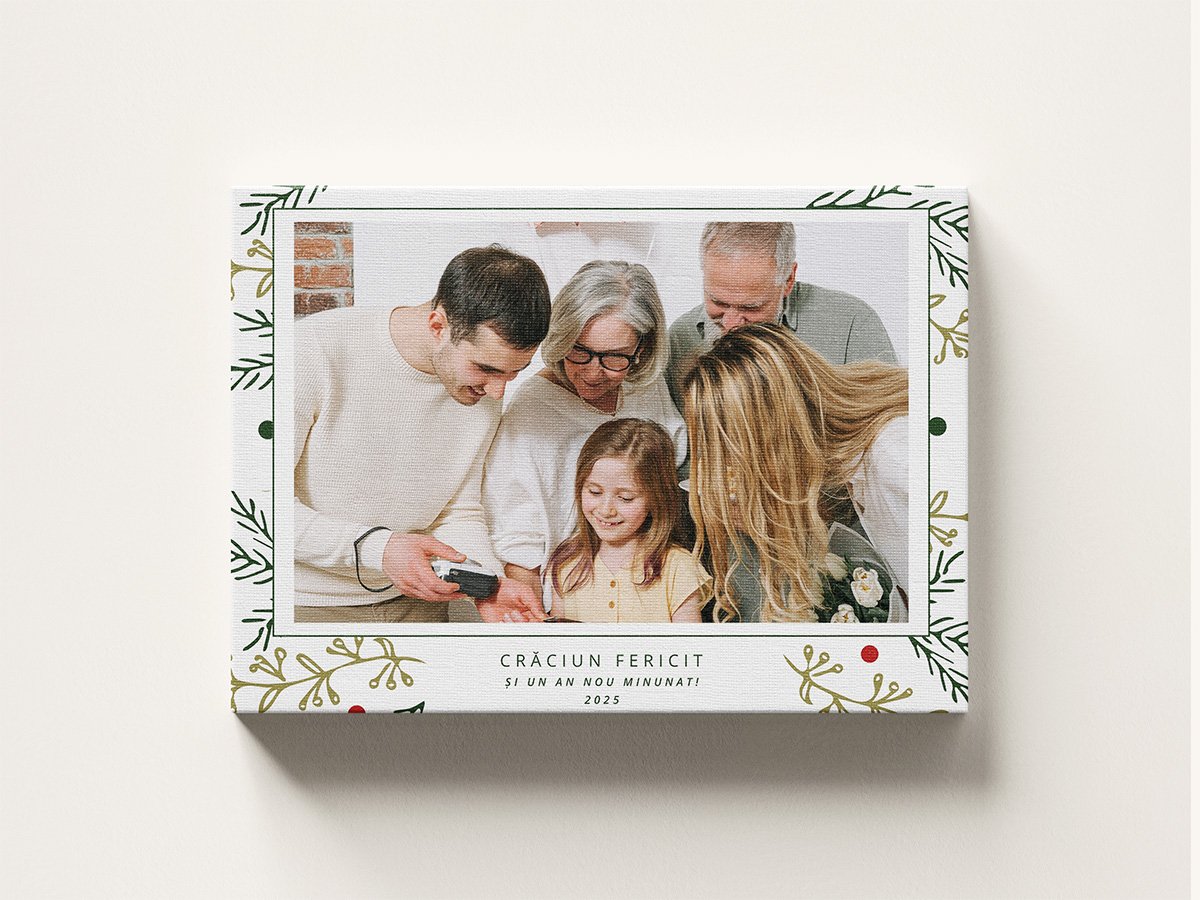 Tablou Canvas Personalizat “Crăciun Fericit” cu Motive Festive – O Poză, Orizontal Tablou Canvas Personalizat "Crăciun Fericit" cu Motive Festive – O Poză, Orizontal