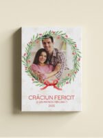 Tablou Canvas Personalizat - "Coroniță Festivă" – Vertical