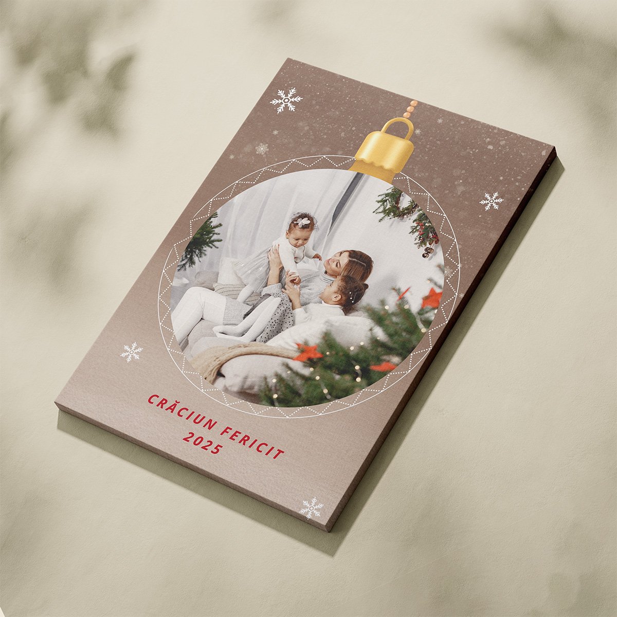 Tablou Canvas Personalizat – “Glob Crăciun” – Vertical Tablou Canvas Personalizat - "Glob Crăciun" – Vertical - imagine 6